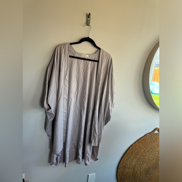 Aritzia azure skies xs pink cardigan kimono…. - Picture 5 of 8